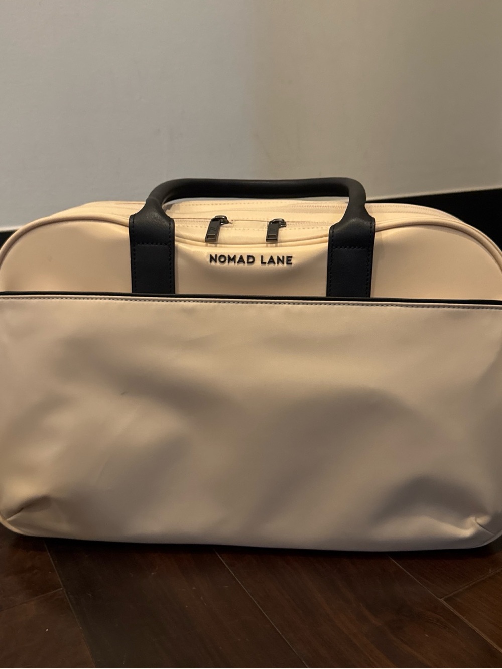 Nomad Lane Bento Luggage - Picture 7 of 9